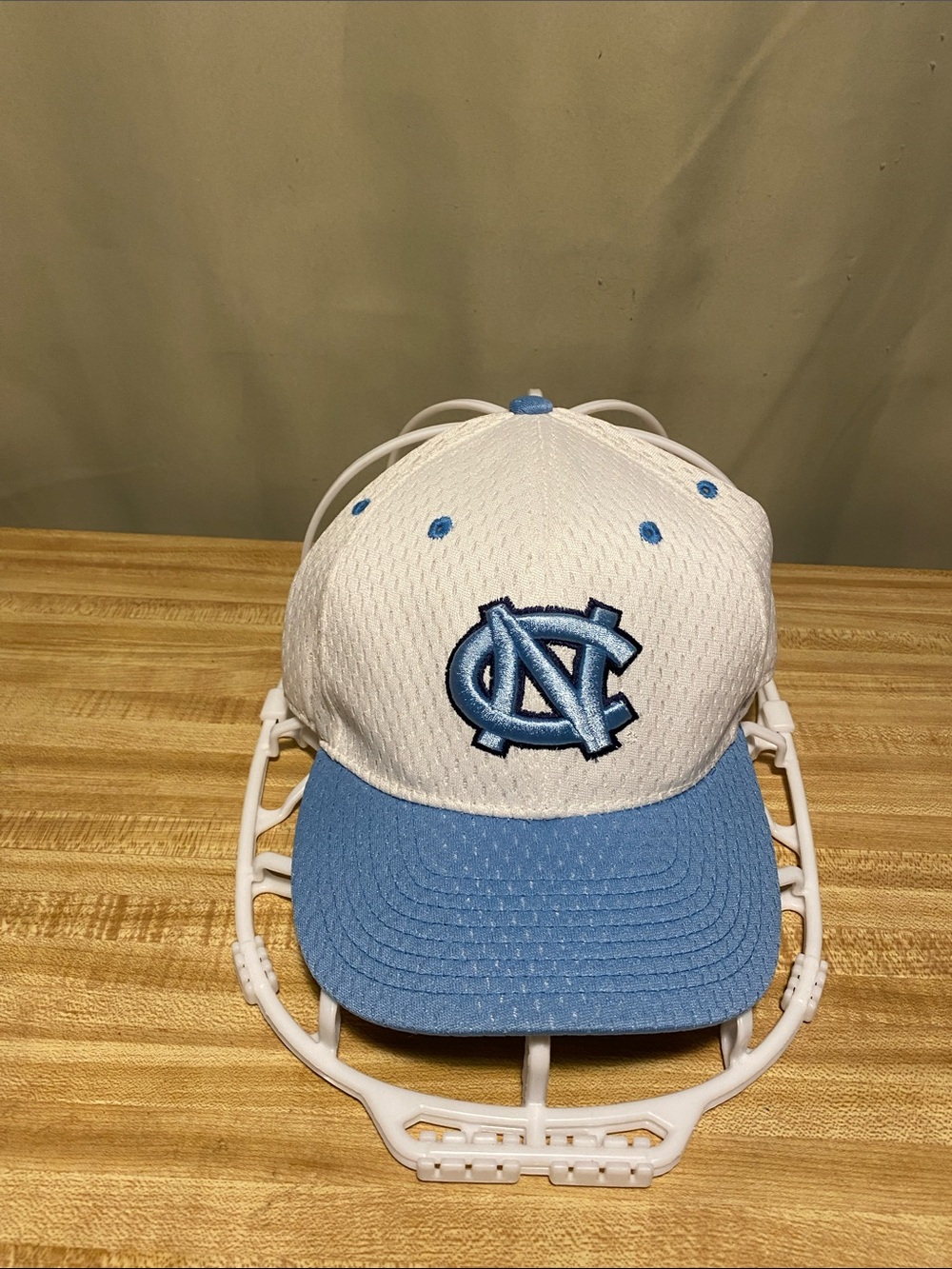 North Carolina Tarheels Zephyr The Hat  Logo Baseball Sports Fitted Cap  7 5/6